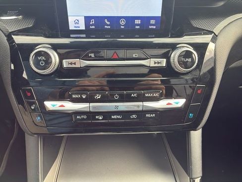 Used 2023 Ford Explorer ST w/ Equipment Group 401A AWD/4WD image 15