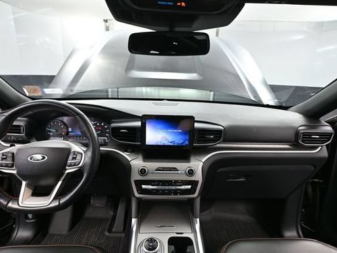 Used 2022 Ford Explorer Timberline w/ Timberline Technology Package AWD/4WD image 25