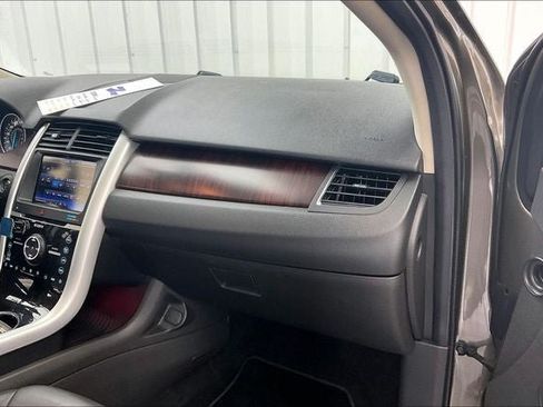 Used 2013 Ford Edge Limited AWD/4WD image 18