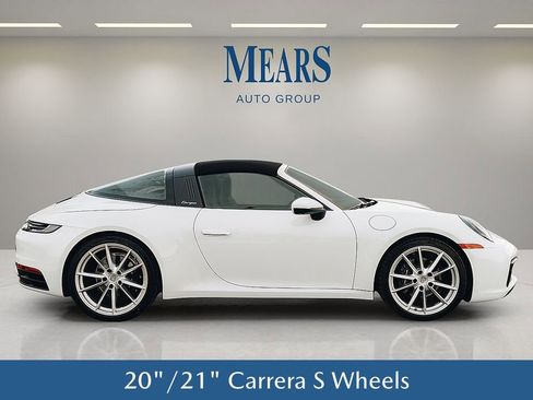 Used 2024 Porsche 911 Targa 4 w/ Premium Package image 4