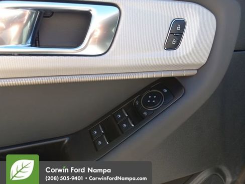 New 2025 Ford Explorer Active w/ Active Comfort Package image 11