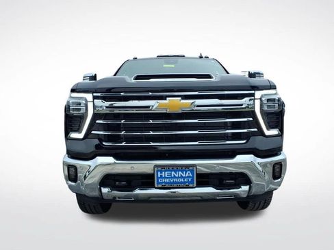 New 2026 Chevrolet Silverado 3500 LTZ w/ LTZ Plus Package AWD/4WD image 9