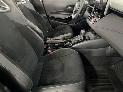 Used 2025 Toyota Corolla Premium image 30