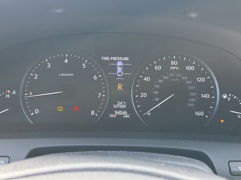 Used 2015 Lexus LS 460 AWD image 16