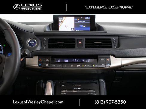 Used 2015 Lexus CT 200h w/ Navigation Package FWD image 27