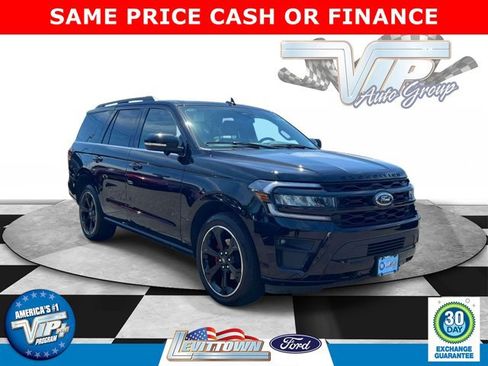 Used 2023 Ford Expedition Limited AWD/4WD image 1