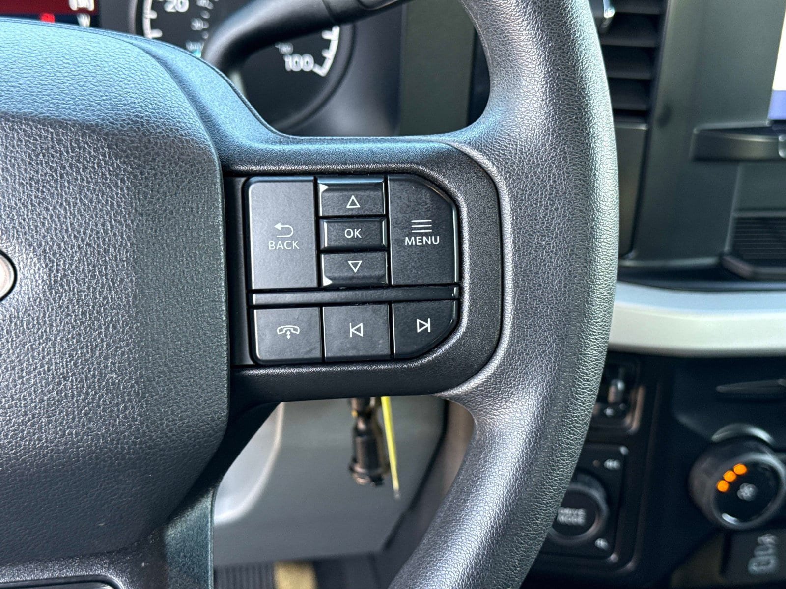 Used 2025 Ford F250 XLT AWD/4WD image 29