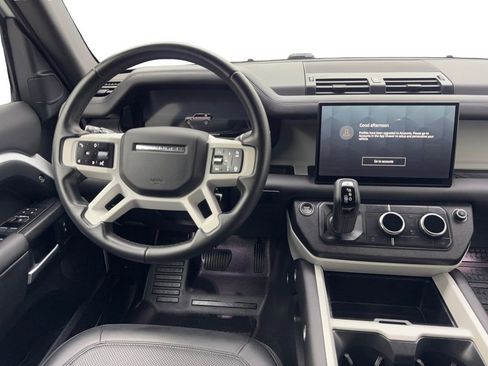 Used 2025 Land Rover Defender 110 S image 51