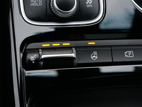 Used 2023 Kia Stinger GT-Line w/ Sun & Sound Package image 28