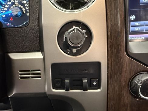Used 2014 Ford F150 Lariat w/ Lariat Chrome Package AWD/4WD image 33
