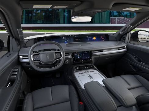 New 2025 Lincoln Navigator Reserve w/ Jet Appearance Package AWD/4WD image 9