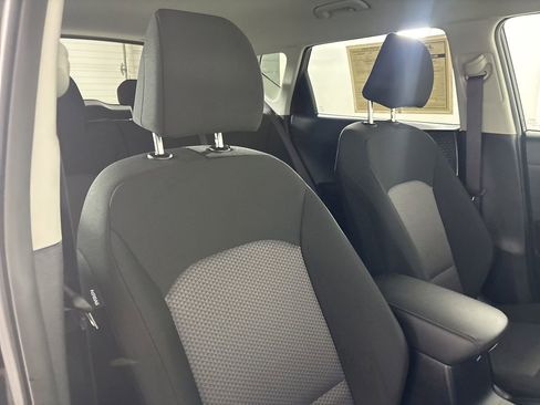 Used 2025 Kia Soul S image 25