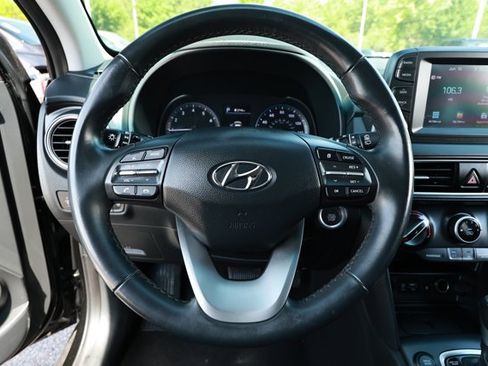 Used 2021 Hyundai Kona SEL Plus FWD image 11
