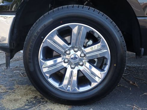 Used 2018 Ford F150 XLT w/ Equipment Group 302A Luxury RWD image 37