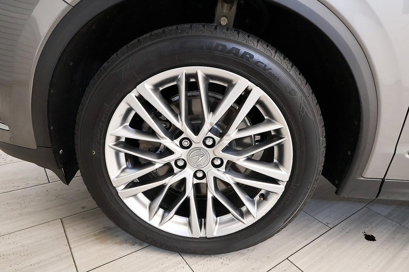 Used 2023 Acura MDX w/ Advance Package AWD/4WD image 10