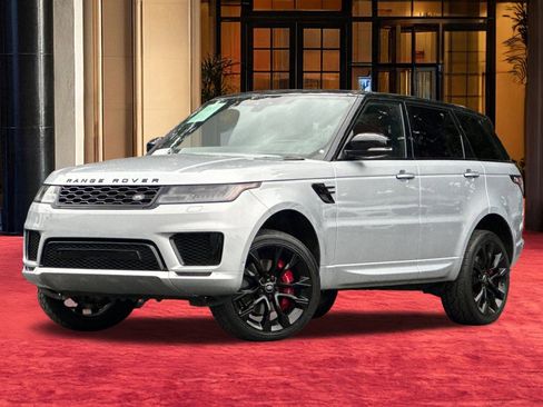 Used 2021 Land Rover Range Rover Sport HST image 2