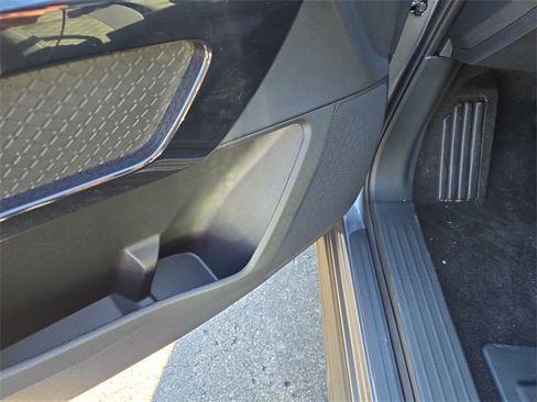 New 2025 Nissan Pathfinder SV w/ Black Appearance Package image 30