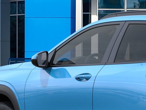 New 2026 Chevrolet Trax LT w/ Driver Confidence Package FWD image 36