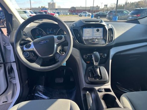 Used 2016 Ford Escape SE w/ Equipment Group 201A image 27
