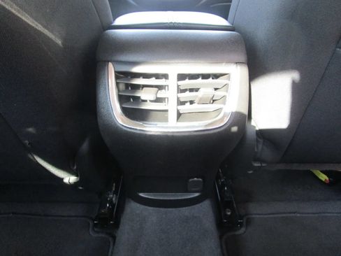 Used 2024 Chevrolet Malibu LT FWD image 22
