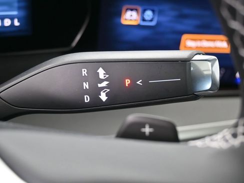 New 2026 Chevrolet Traverse LT w/ Sun and Wheel Package image 23