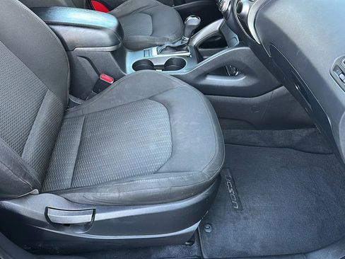 Used 2014 Hyundai Tucson GLS image 21