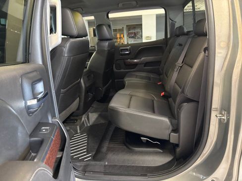 Used 2017 GMC Sierra 2500 SLT AWD/4WD image 25