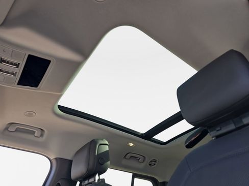 New 2026 Land Rover Defender 130 S image 31