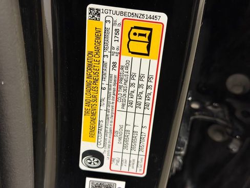 Certified 2022 GMC Sierra 1500 SLE image 32