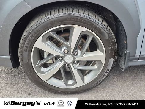 Used 2021 Hyundai Kona Limited w/ Cargo Package AWD/4WD image 11