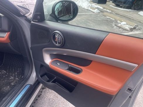 Used 2023 MINI Cooper Countryman S w/ Signature Upholstery Package image 12