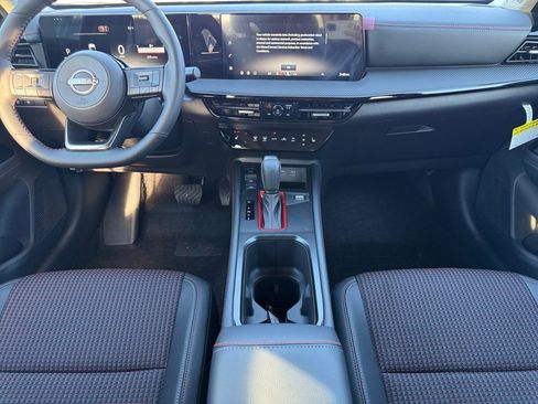 New 2026 Nissan Kicks SR w/ SR Premium Package AWD/4WD image 10