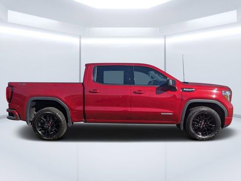 Used 2022 GMC Sierra 1500 Elevation image 2