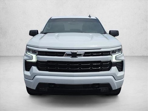 Used 2025 Chevrolet Silverado 1500 RST AWD/4WD image 2
