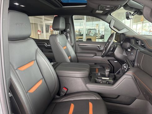 Used 2025 GMC Sierra 1500 AT4 w/ AT4 Premium Package image 38