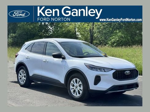 Used 2023 Ford Escape Active AWD/4WD image 1