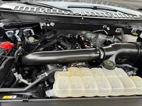 Used 2024 Ford Expedition Limited image 22