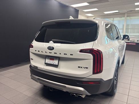 Used 2020 Kia Telluride SX w/ SX Prestige Package image 4