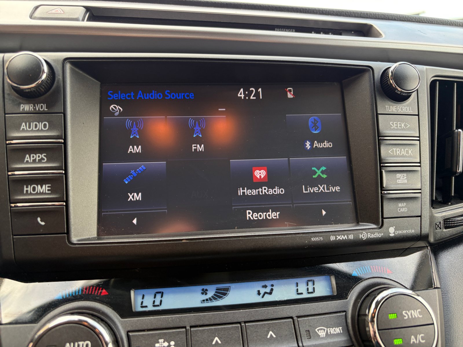 Used 2018 Toyota RAV4 Limited w/ All Weather Liner Package AWD/4WD image 26