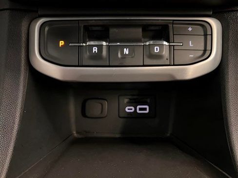 Certified 2023 GMC Acadia SLT image 26