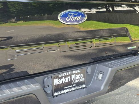 Used 2018 Ford F150 XL w/ Equipment Group 101A Mid AWD/4WD image 16