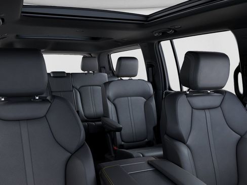 New 2026 Jeep Grand Wagoneer 4WD image 26