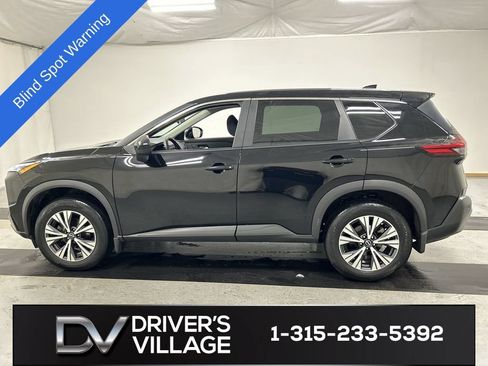 Used 2023 Nissan Rogue SV AWD/4WD image 6