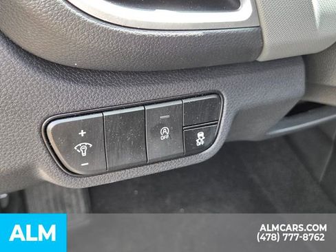 Used 2026 Kia Seltos LX FWD image 14