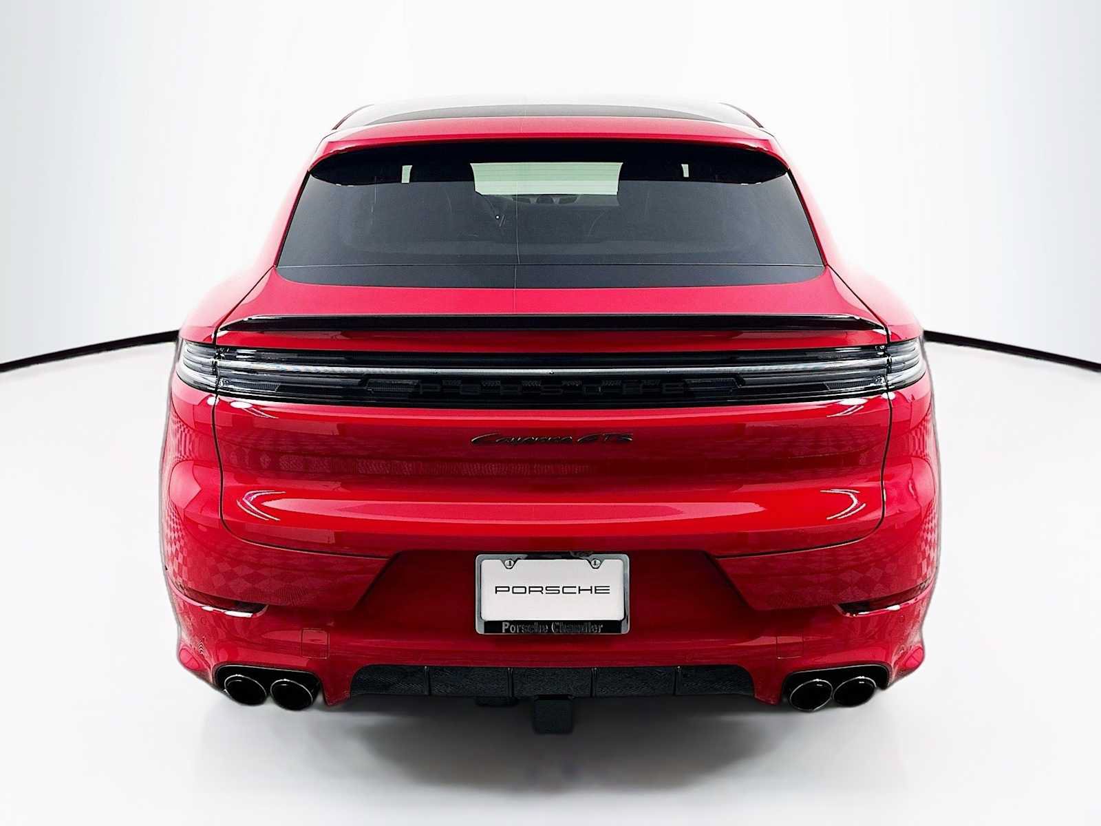 Certified 2025 Porsche Cayenne GTS AWD/4WD image 9