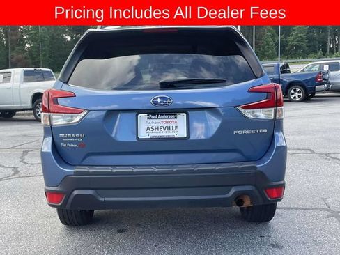 Used 2021 Subaru Forester Premium AWD/4WD image 4