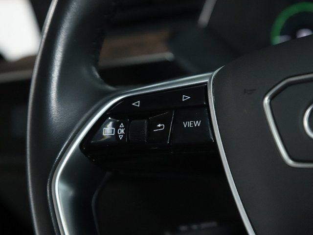 Used 2022 Audi e-tron Premium AWD/4WD image 27