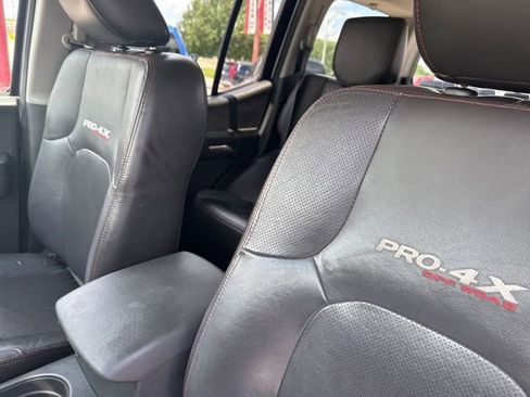 Used 2012 Nissan Xterra PRO-4X w/ Pro-4x Leather Pkg AWD/4WD image 37