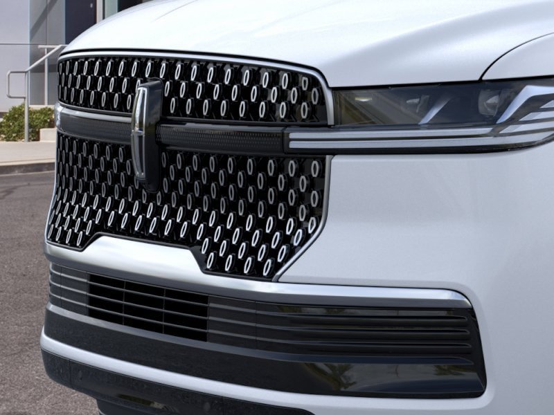 New 2026 Lincoln Navigator Reserve AWD/4WD image 42