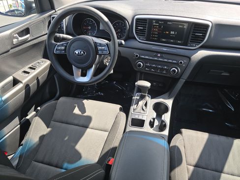 Used 2020 Kia Sportage LX FWD image 28